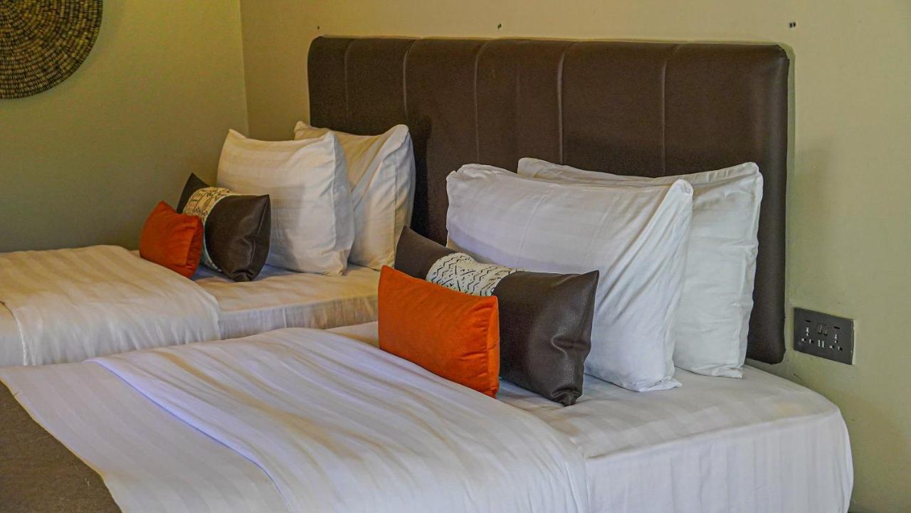 Sambiya River Lodge Karuma Exterior photo